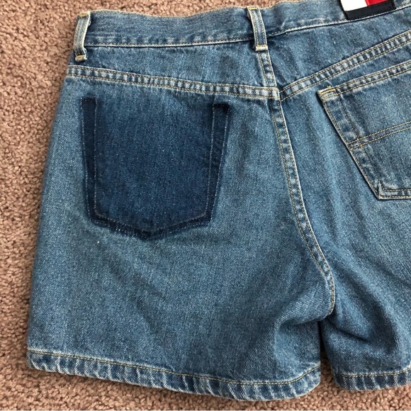 Tommy Hilfiger Tommy Jeans Denim Shorts Womens 7 - Picture 9 of 10